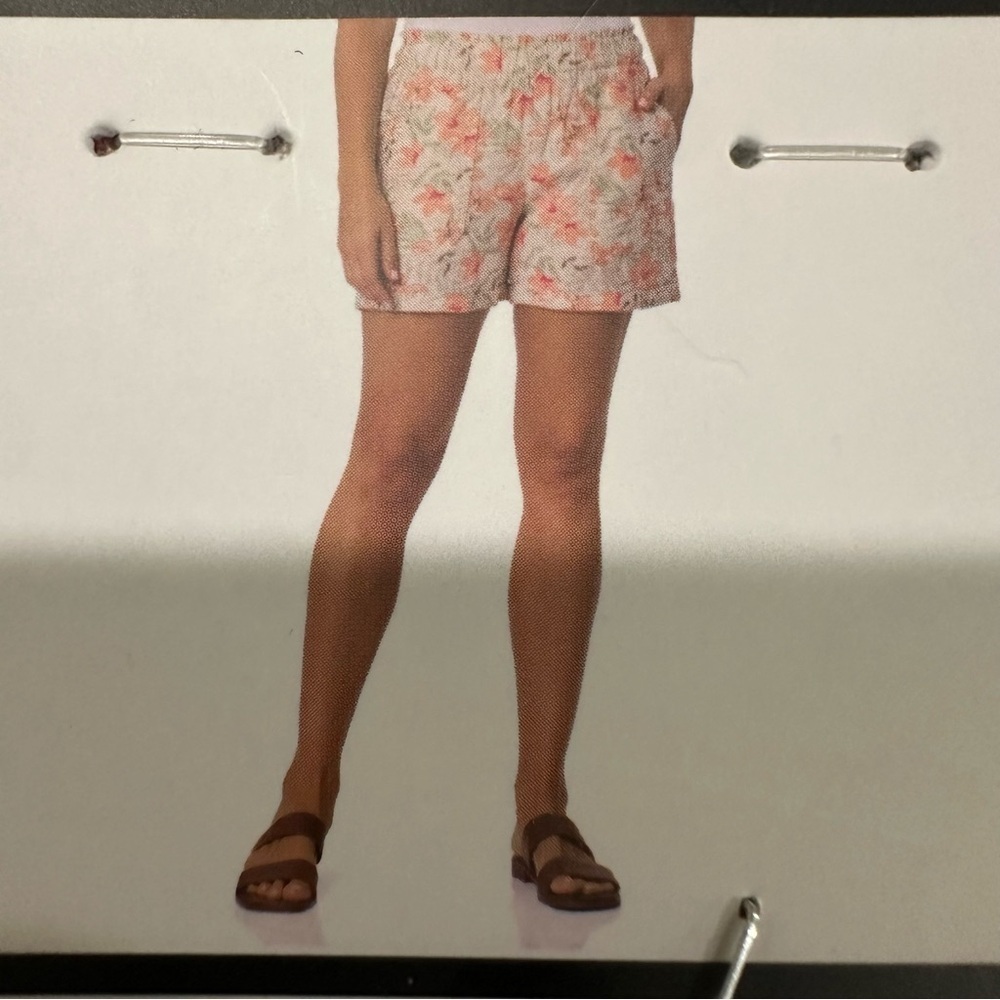 Briggs New York Pink and White Bermudas Relaxed Fit